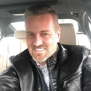 Meet your Posher, Stuart